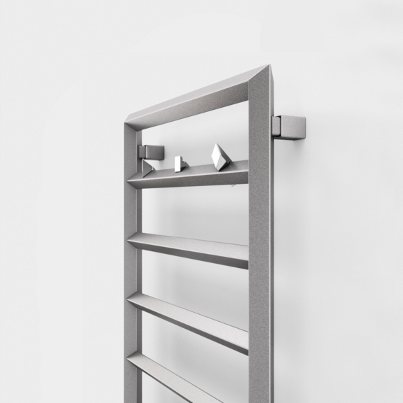 TERMA Diamond Badheizkörper 1120x500 Farbe Silver Matt + Aufhänger Spar Detail