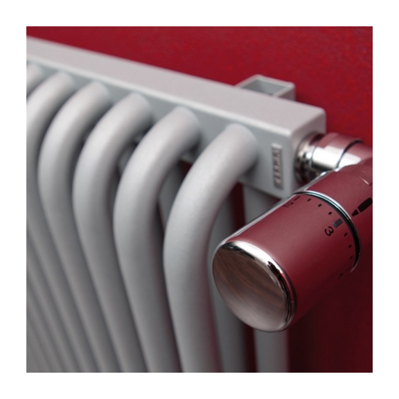 TERMA Delfin Designheizkörper unter Fenster Farbe Chrome effect Detail1