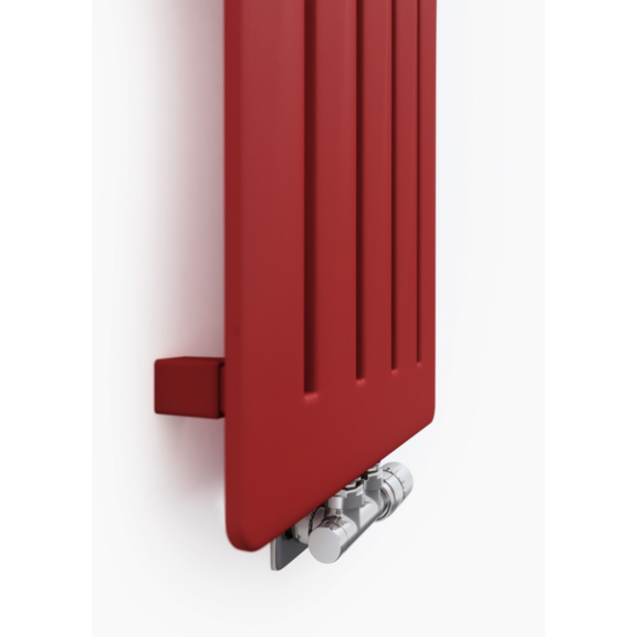 TERMA Aero V Designheizkörper 1500x410 Farbe Metallic Red an Wand
